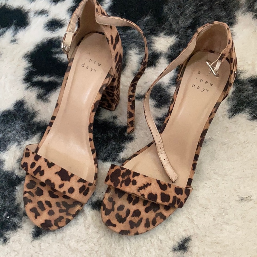 Leopard suede Heels